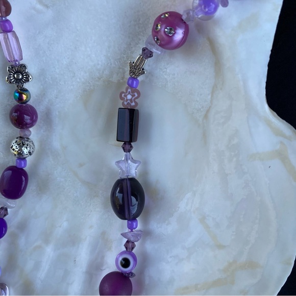 Deep Purple Beaded Necklace Butterfly Seashell Stone Flowers Hearts Spiral Hamsa - Picture 6 of 13